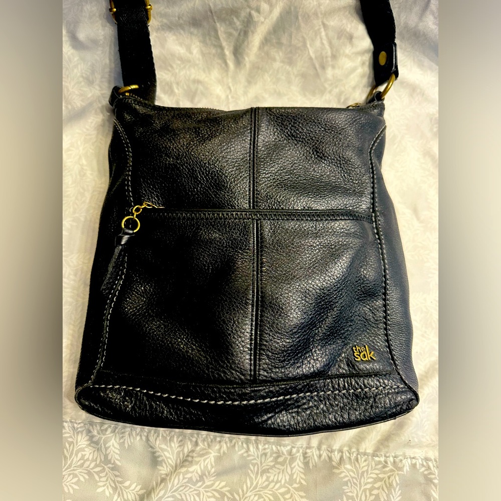 Lucia Crossbody